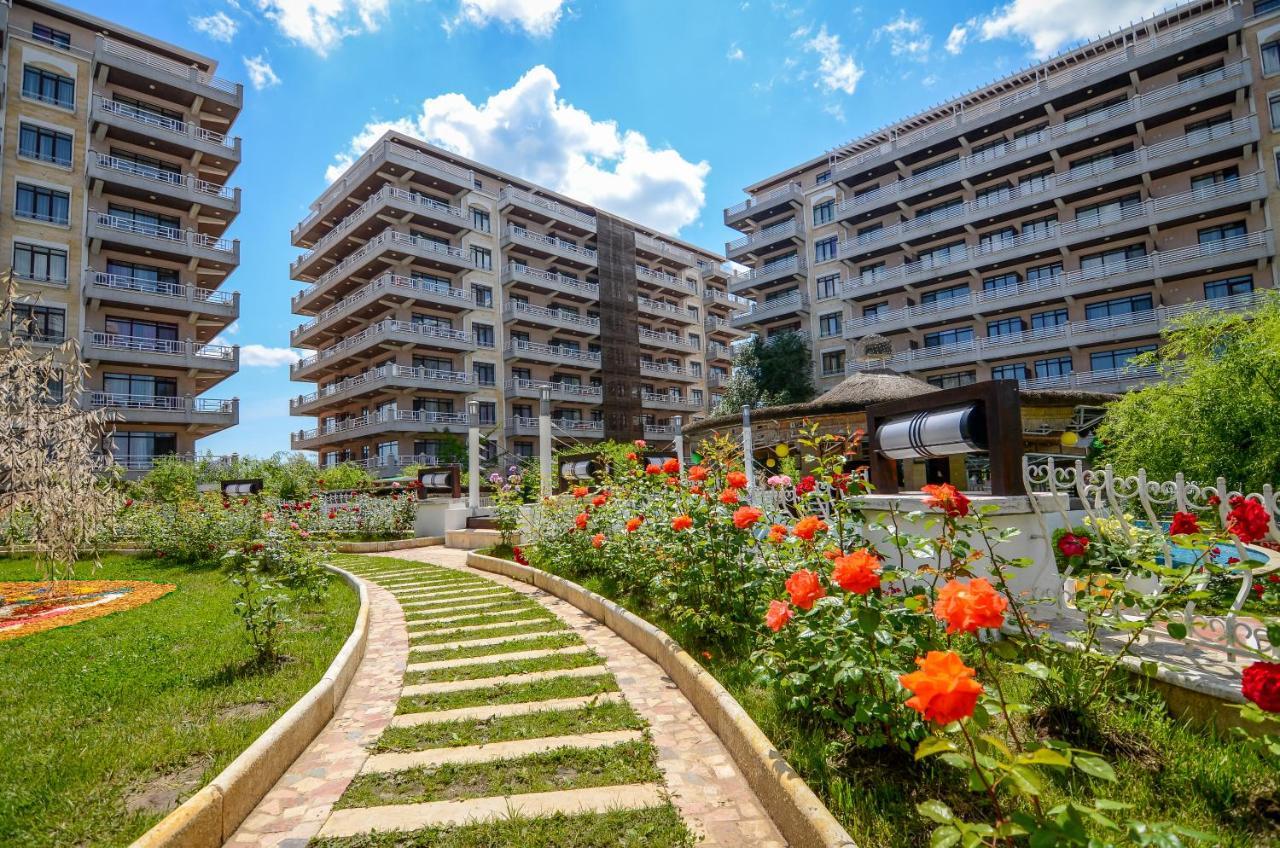 Phoenicia Holiday Resort Mamaia Exterior photo